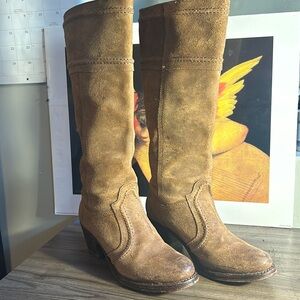 Frye Tall Pull on Suede Leather Boots size 6.5 in good condition